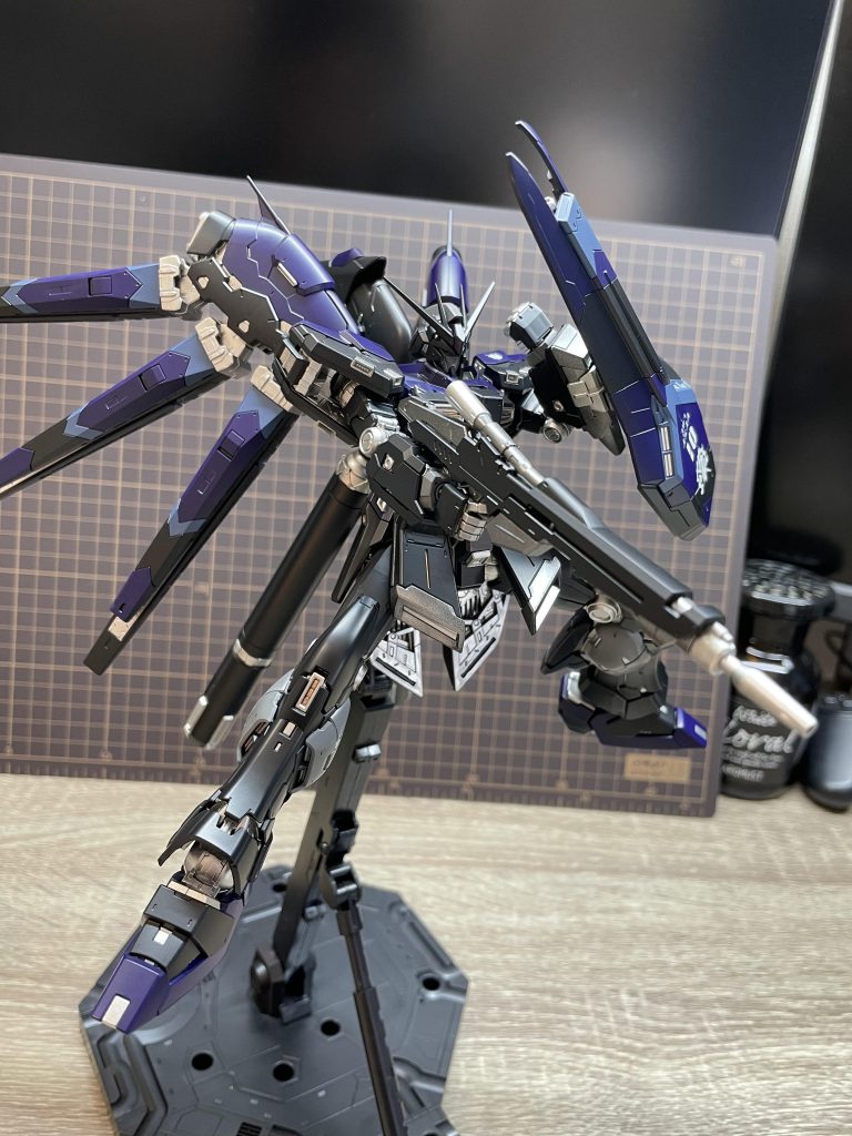 黒いHi-νガンダム–5枚目/制作者:たいかま