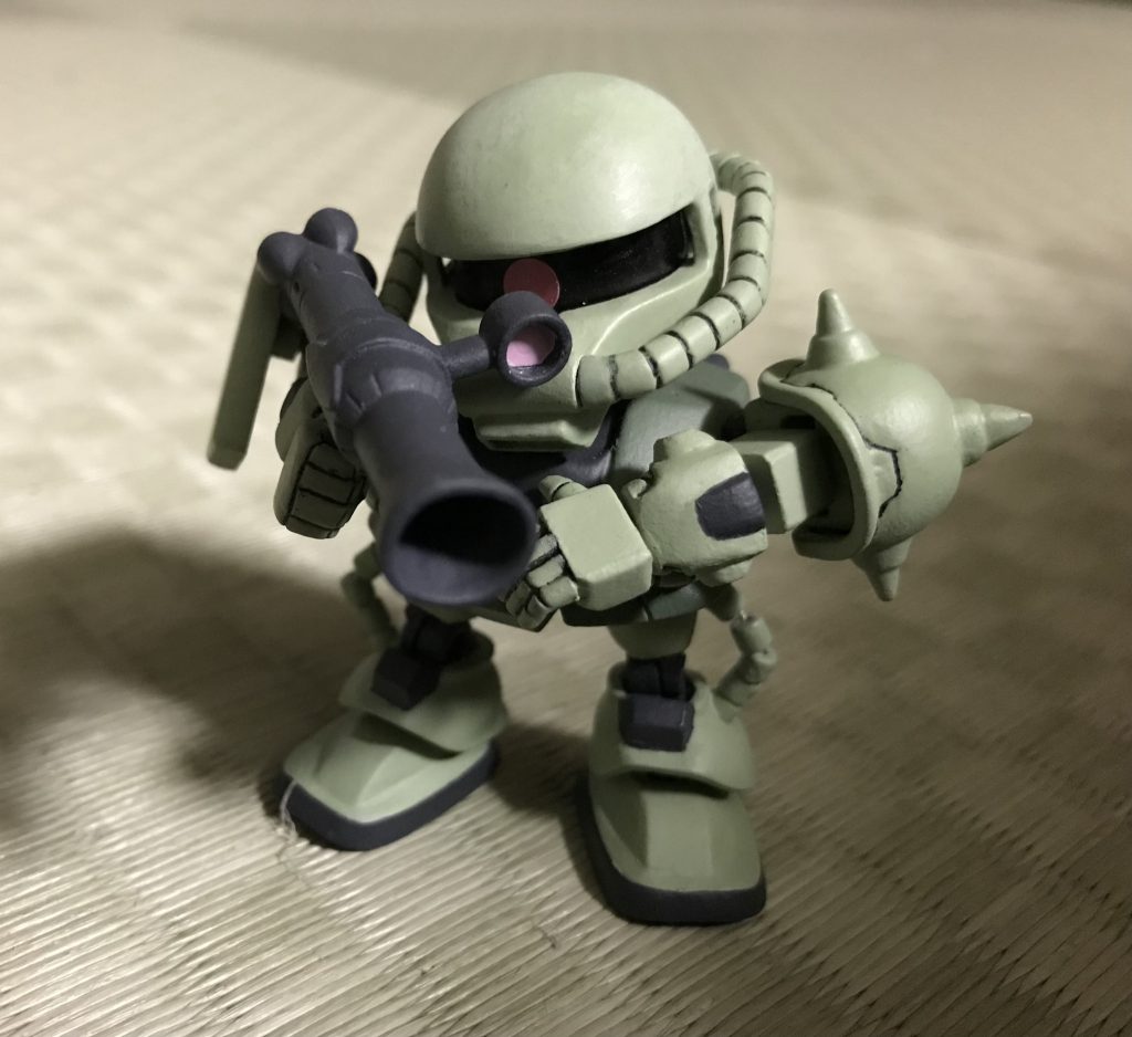 なんとかバズーカスコープ覗きポーズも出来ます。