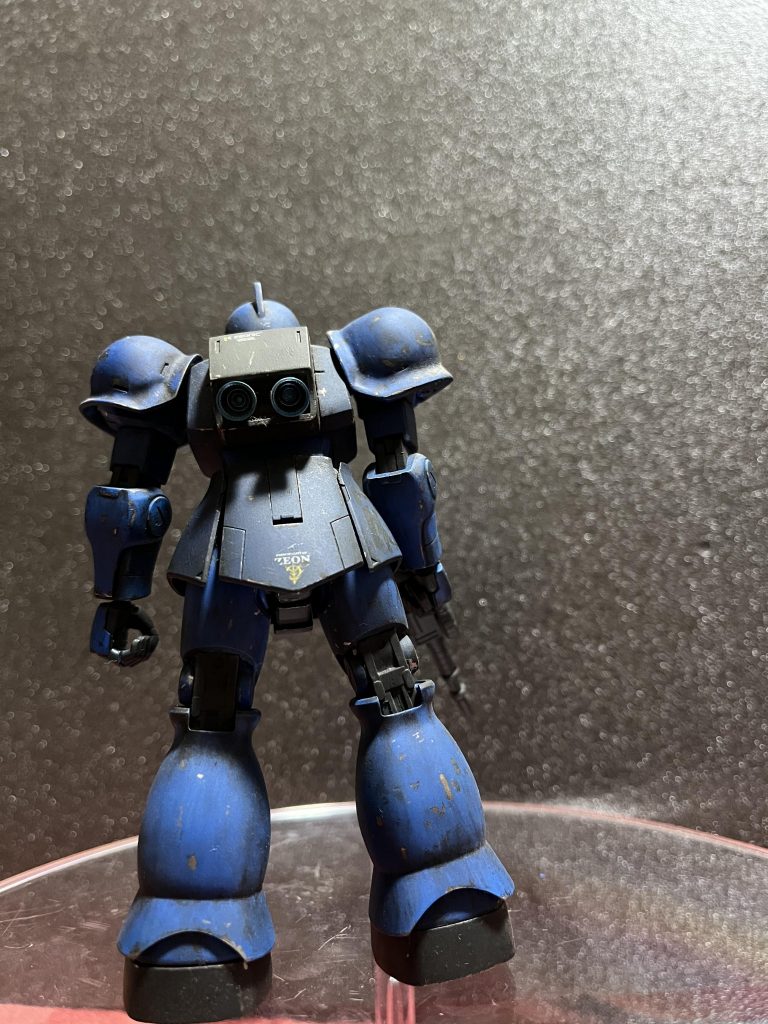 後ろ、バーニアも変更して、軽く汚してます