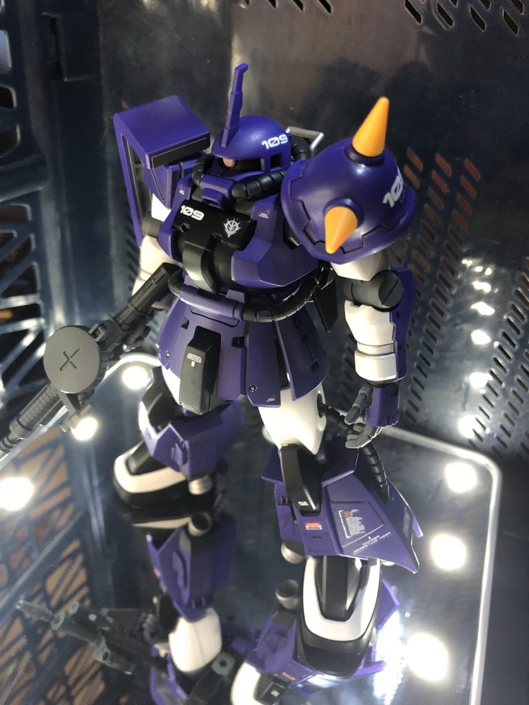 高機動型ザクⅡ R-2–3枚目/制作者：真樹京介