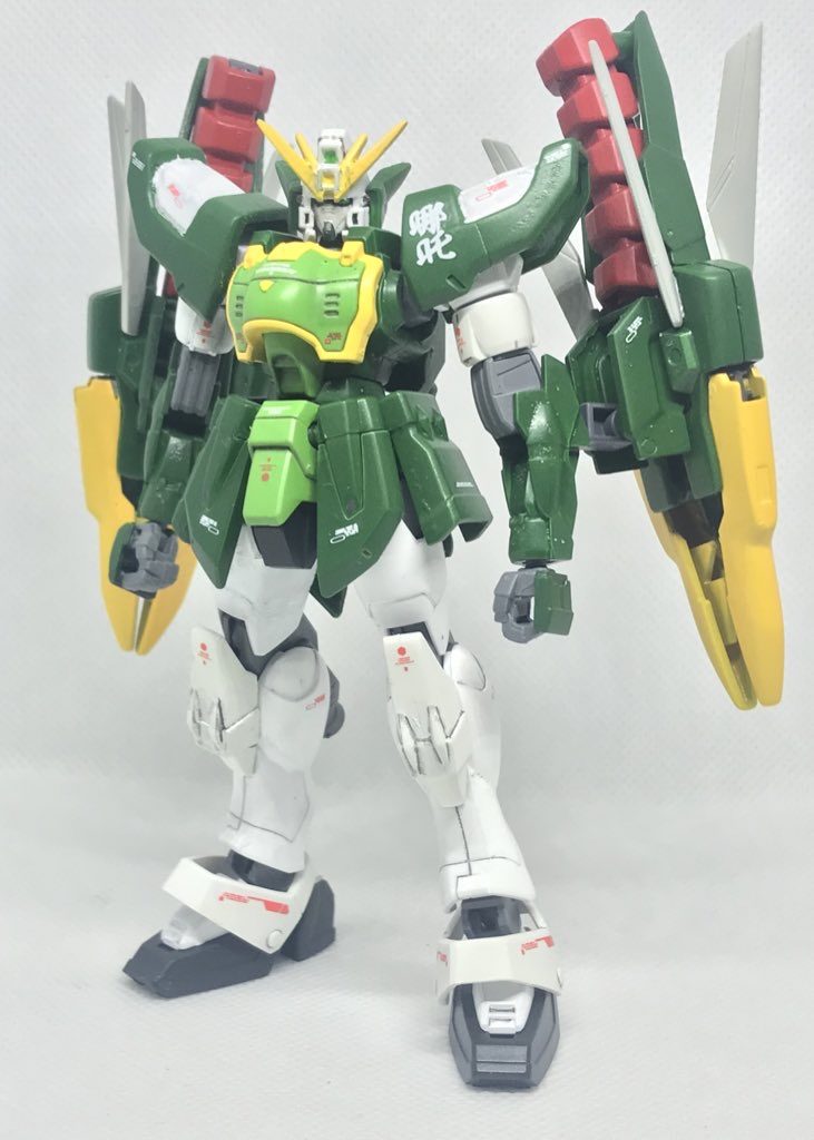 ドラゴンハングの接続方法が少し違い、その為少し上気味となっています。