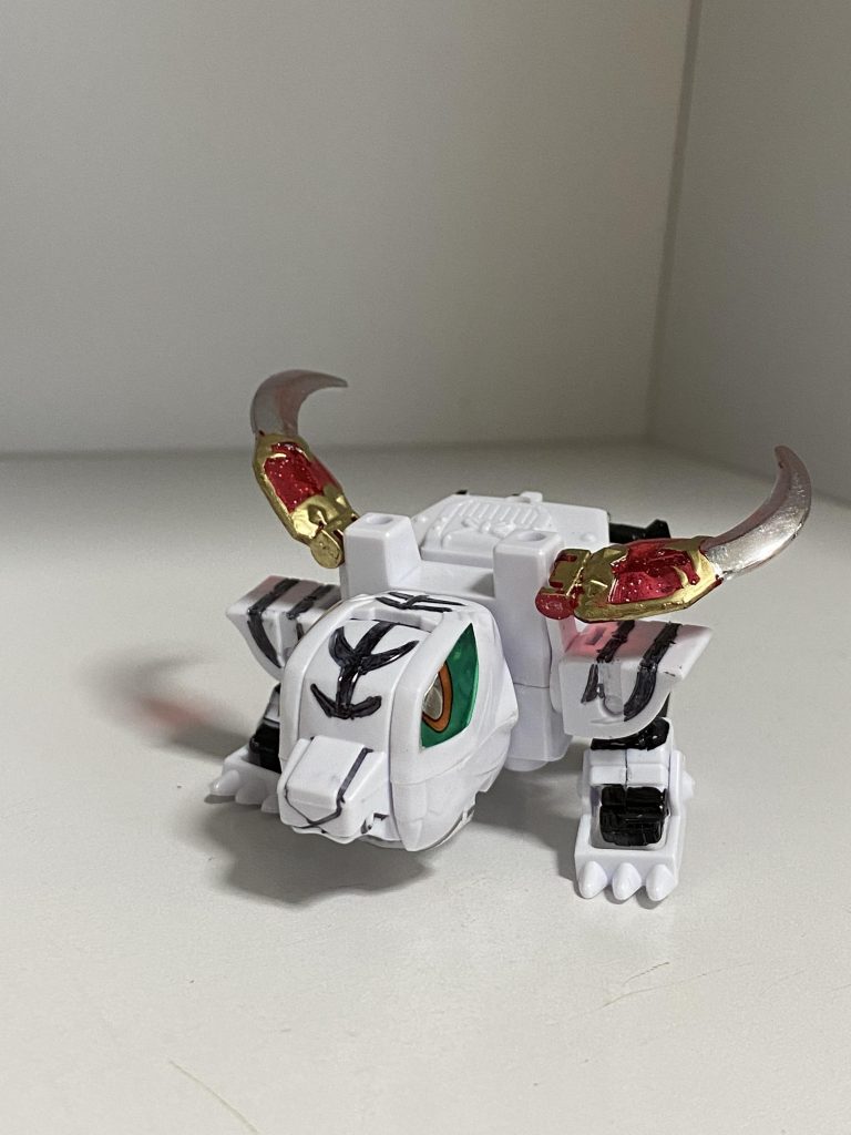 白虎丸形態も再現可能。これ程のギミックを短時間で仕上げた勇斗のビルド能力の高さw