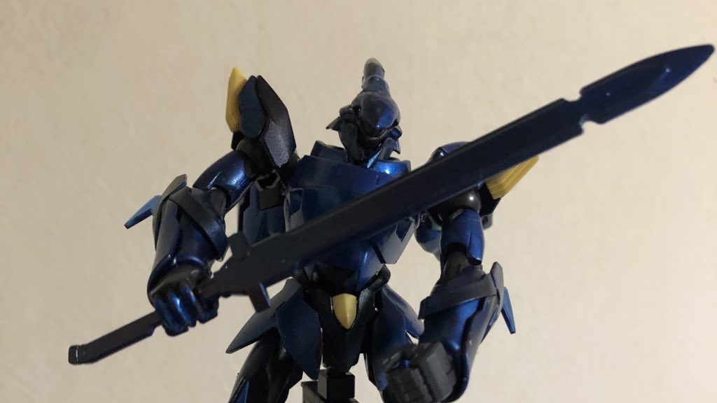 アロンダイトもどきはグレイズの剣を使用