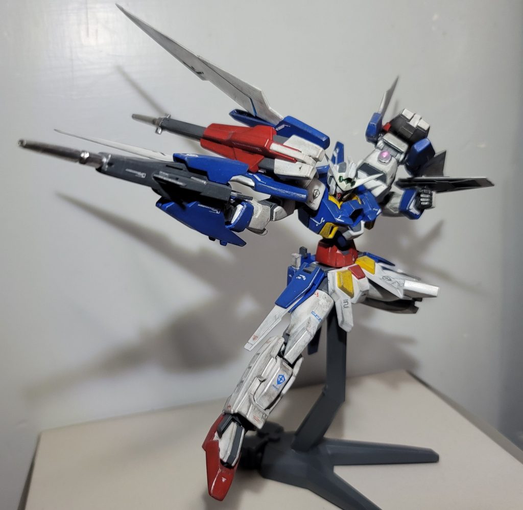 ここから戦闘ポーズカラーリングに関しては実はダブルバレットの赤部分を青く塗ってノーマル風のフルアームドに仕上げる考えもありましたがやはりBB戦士初出の設定に従うことにしました