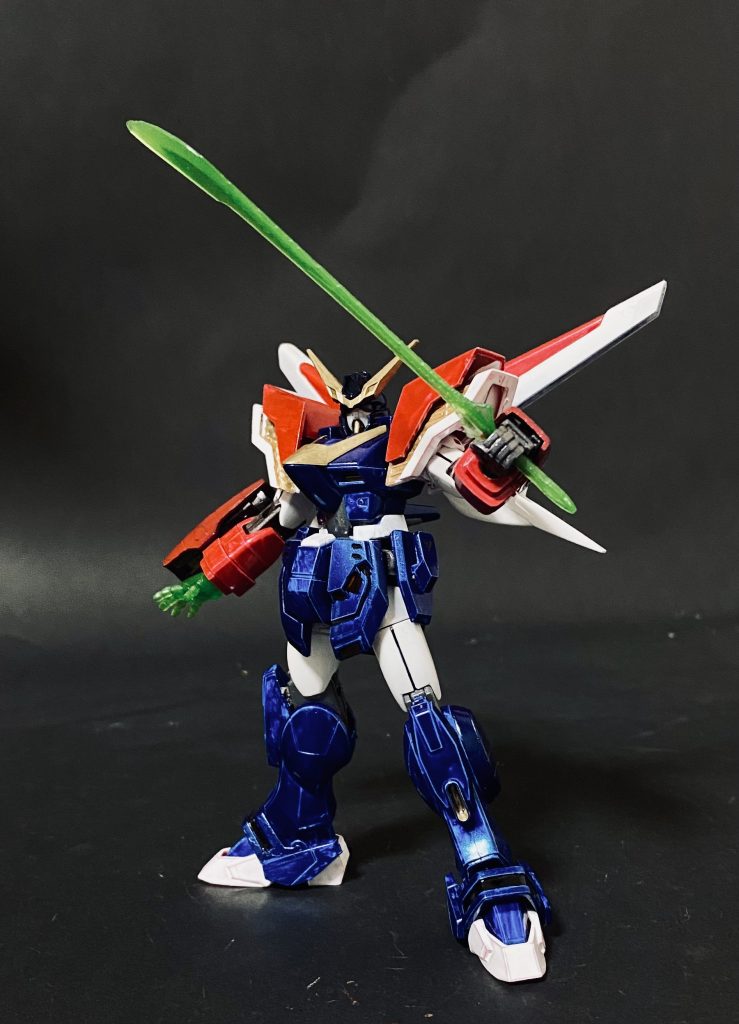 どっちかと言うと悪役っぽいですね😆昔のアニメで20話くらいに結構ある偽ライジンオーみたい😆