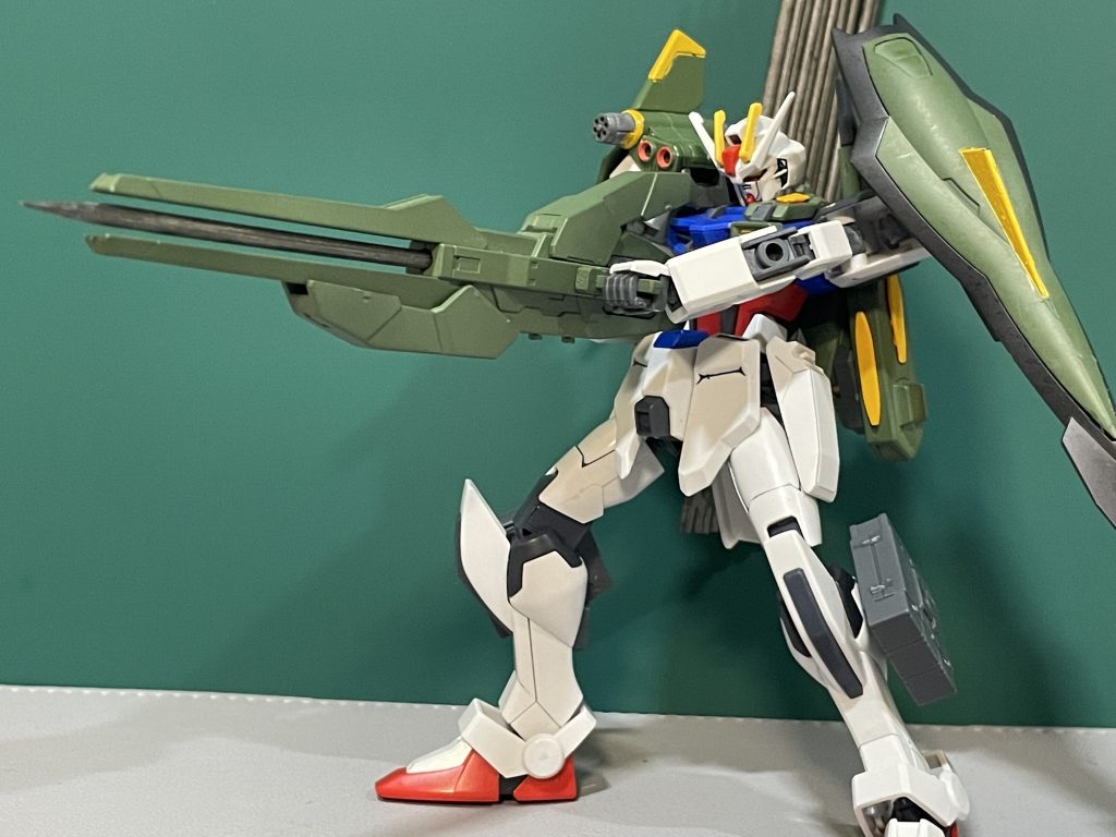 メインウェポン:ランサーダートランサーダートの割には何故か威力が桁違いもしかして:鉄血のオルフェンズ