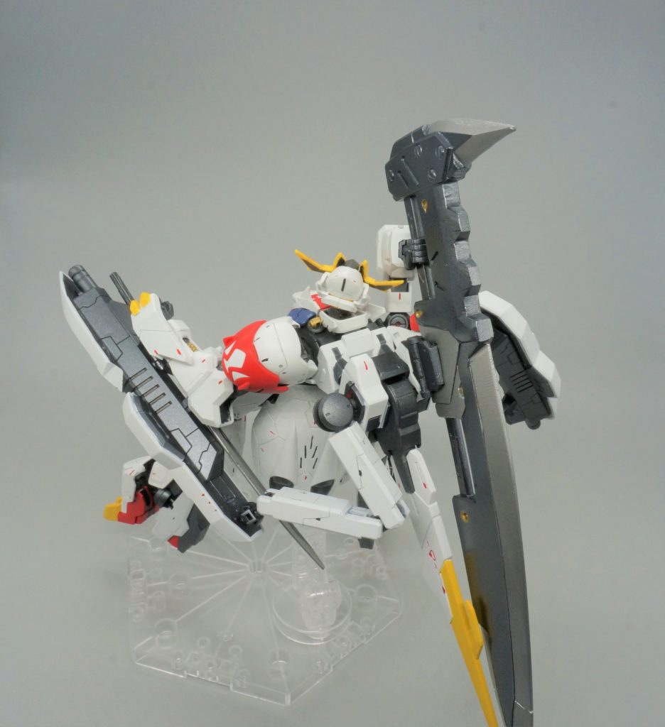シールドのアームがメカメカしくできて満足です。