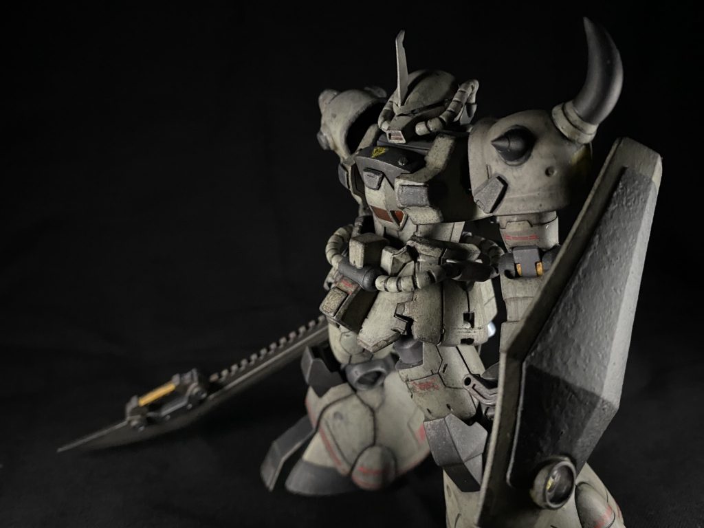 シールドはテクスチャーで鋳造表現してます。