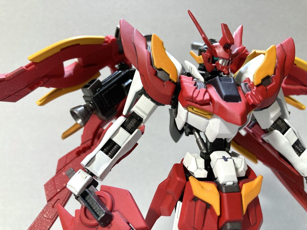 最期までありがとうございました。ちなみに腹部は30MMのパーツで少しだけ延長して、前部をアストレイの膝裏パーツで補っています。