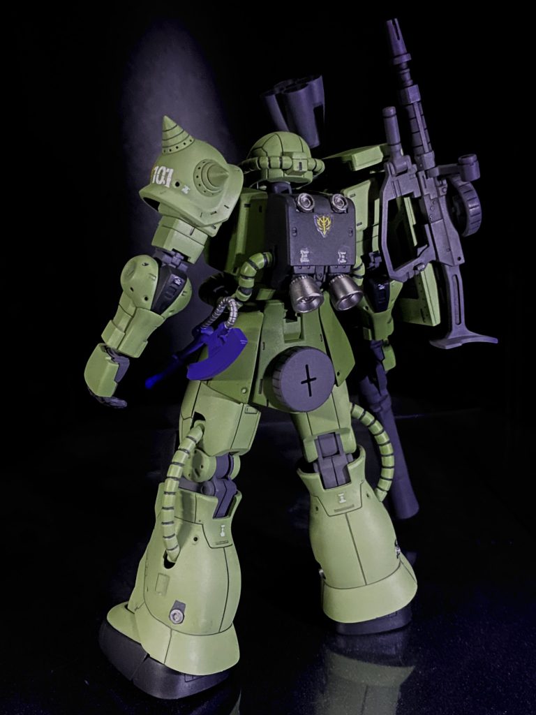 バックショット。マシンガンはせっかく作ったので、磁石でシールドに取り付け可能にしました。