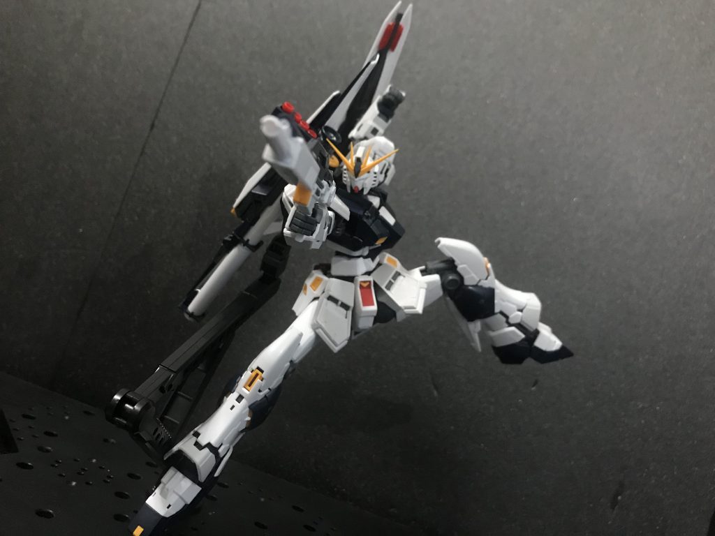 足長！！！私みたいだなぁ！！ガンダム！（黙ってろ）