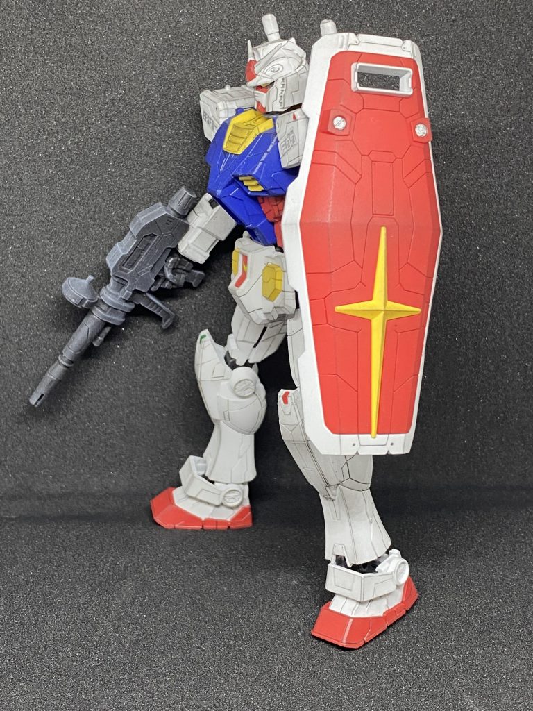 横浜ガンダム 1/144–2枚目/制作者：hs7