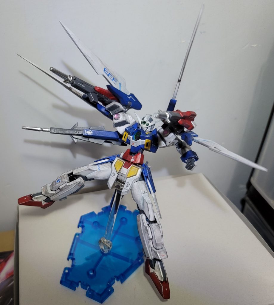 ツインドッズキャノンノーマルの羽根を付けたからさすがに干渉が多くなりましたしかし多少面倒にはなったもののポージングに大した邪魔にはなっていません