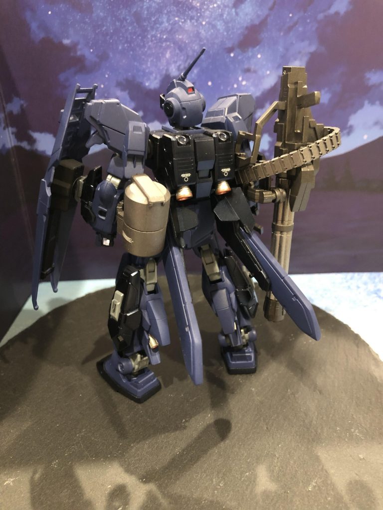 メカサフヘヴィ塗布後、タンクみたいなのは焼鉄色、本体は黒鉄色、砲身はスターブライトジュラルミン、銃弾のベルトはガンメタで塗っております。