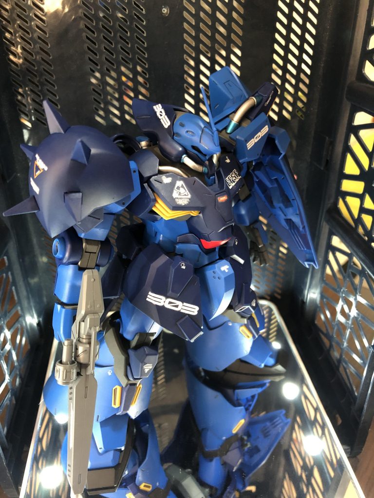 メッサーF02型 ロンドベル隊試験運用機 レズン.シュナイダー搭乗機–4枚目/制作者：真樹京介