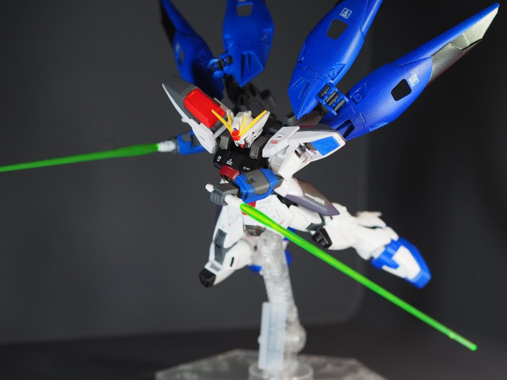 ビームサーベル二刀流で。