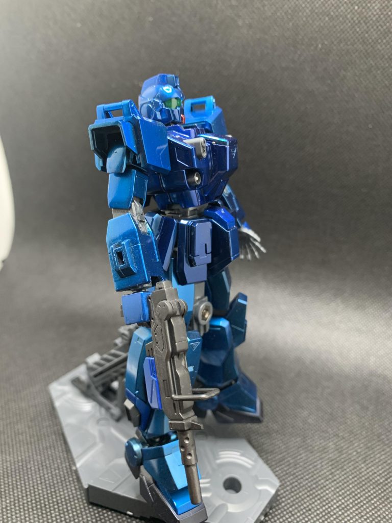 あまり触りたくないのでポージングはこれだけ