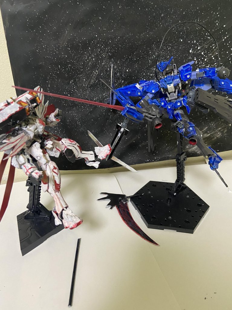 もちろんこれまでの装備や機能も使用可能、カオスブレイカーの誘いを断り戦闘に入ったヴィダールは勝ちこそしなかったものの、相手の武装を破壊して撤退に追い込むことには成功した、結果としてリベンジを果たすことに成功している。 以上ヴィダールデュアルでした、以前から四脚の機体を作ってみたかったので思い切ってやってみました、見ていただいてありがとうございました。