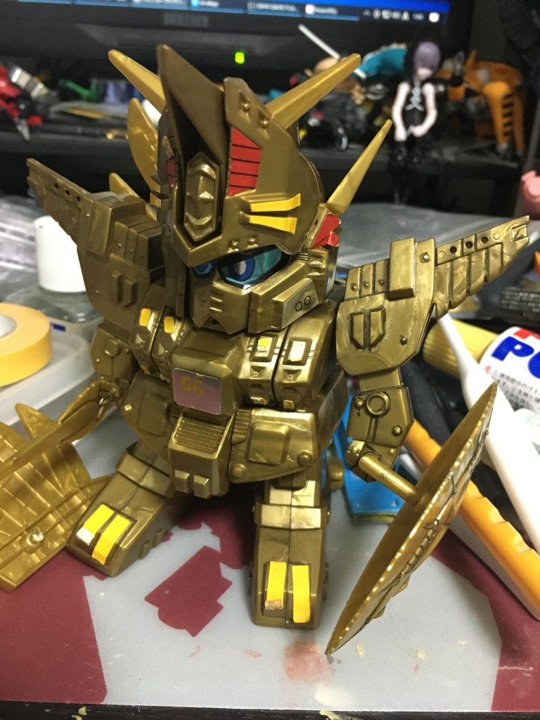 発掘した時の状態。アゴは紛失、バックパックの軸は破損。