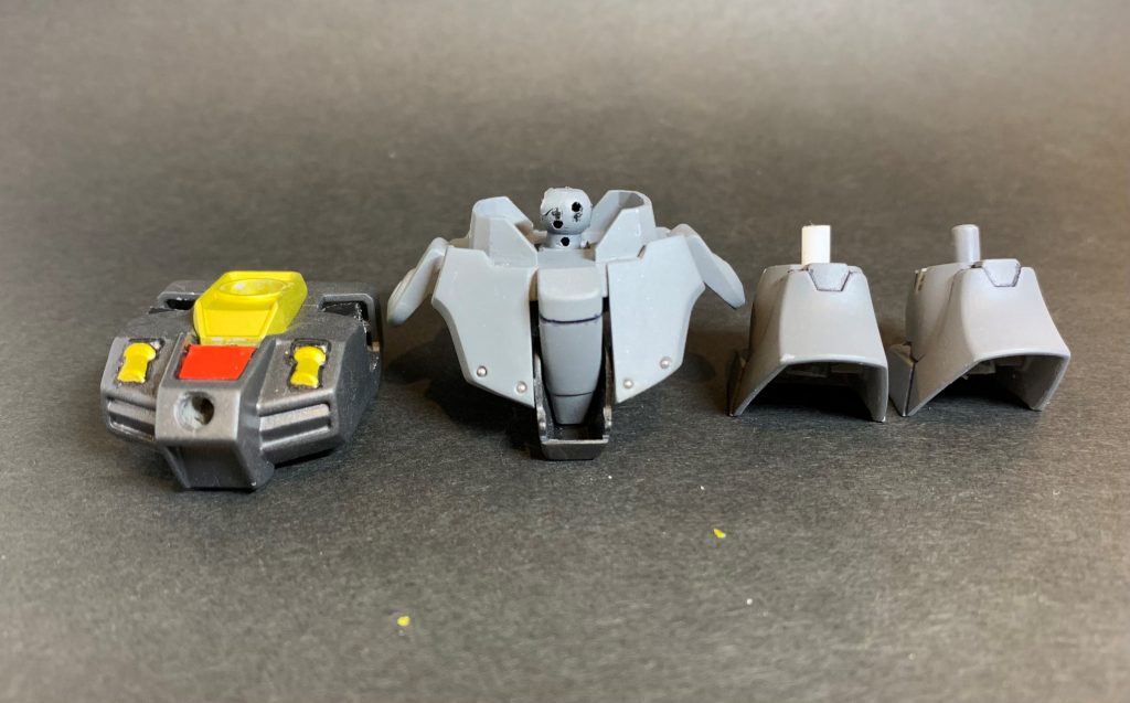 胴・腰・脛は子孫キット?のスターウイニングのものを使用しています。武者っぽく見えるよう多少修正しています。