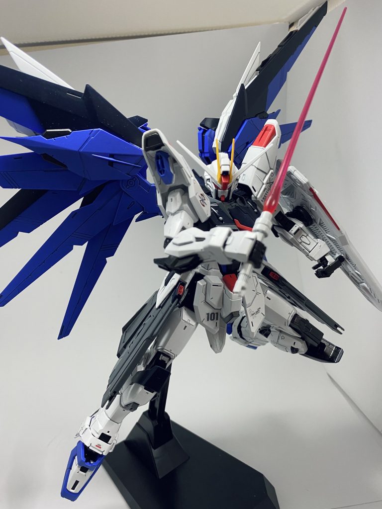 MGフリーダムガンダムver.2.0–3枚目/制作者：@masayan_YP