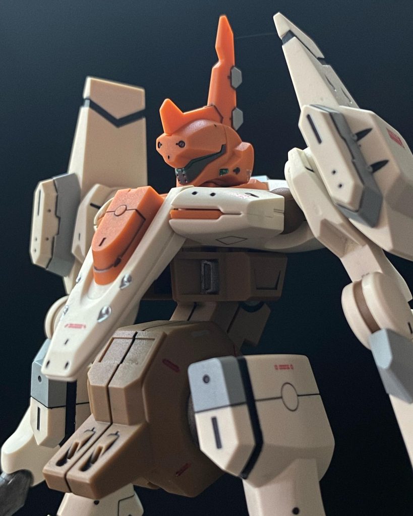 センサー部分をメタリックグリーンで塗りましたが全然目立ちませんでした…