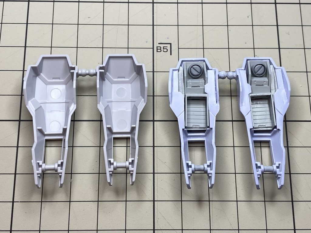 リアアーマー裏は、再現されておらず、OOの世界観にありそうなデザインで再現してみました。ここを再現された方は少ないのではないでしょうか。