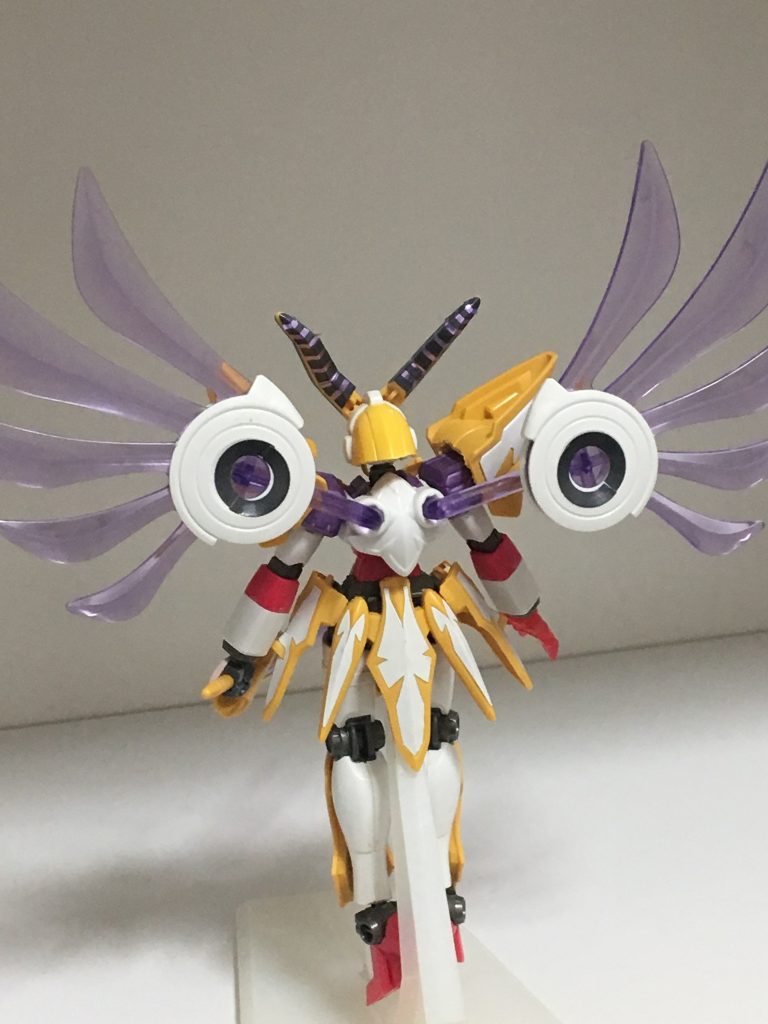 髪の部分は干渉するのでショートカットにw