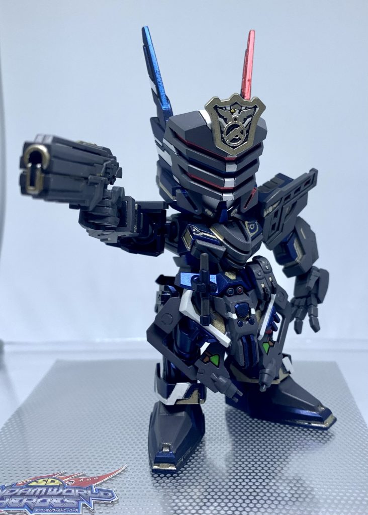 基本塗装はメカサフと黒サフです。黒サフ部分はパールのサファイアブルーをコートしてます。細かな塗り分け後半艶コートしてます。