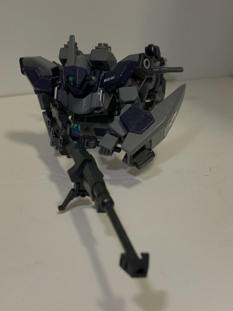 腰をボールデンで稼働を増やしたので寝そべりでの狙撃体勢も可能