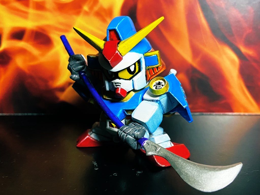 黒背景でも一枚。白のブラシが生きますね^ ^