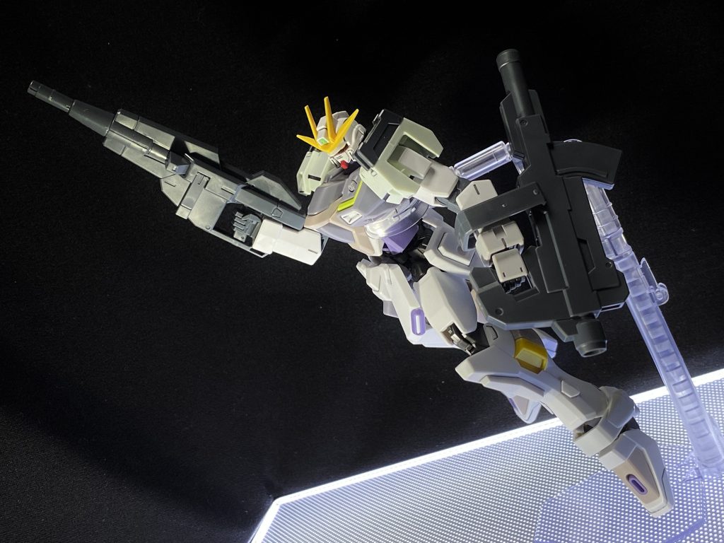 セラヴィーガンダムシェヘラザードのバズーカを付けてみたり。