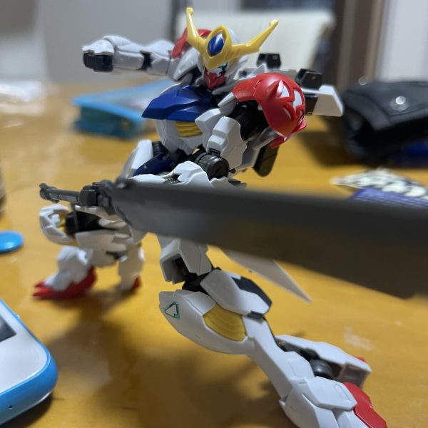 息子もなぜかガンプラデビュー