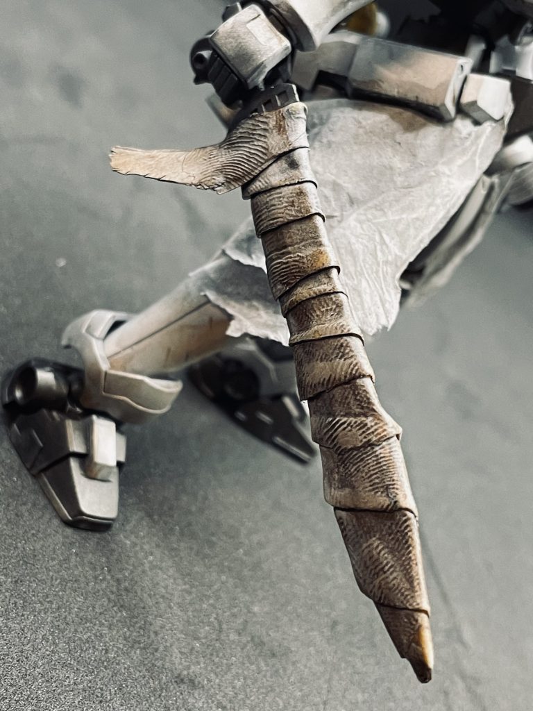 剣は適当に布を巻いている設定