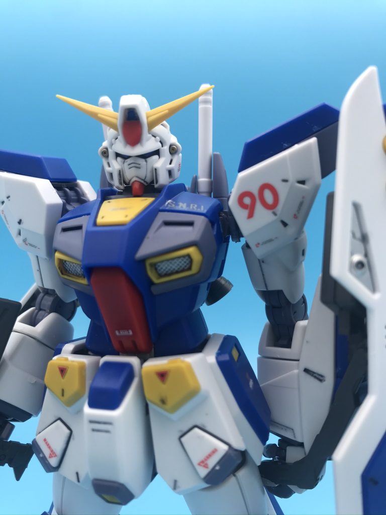 もう少しシャープだともっとカッコいいな。