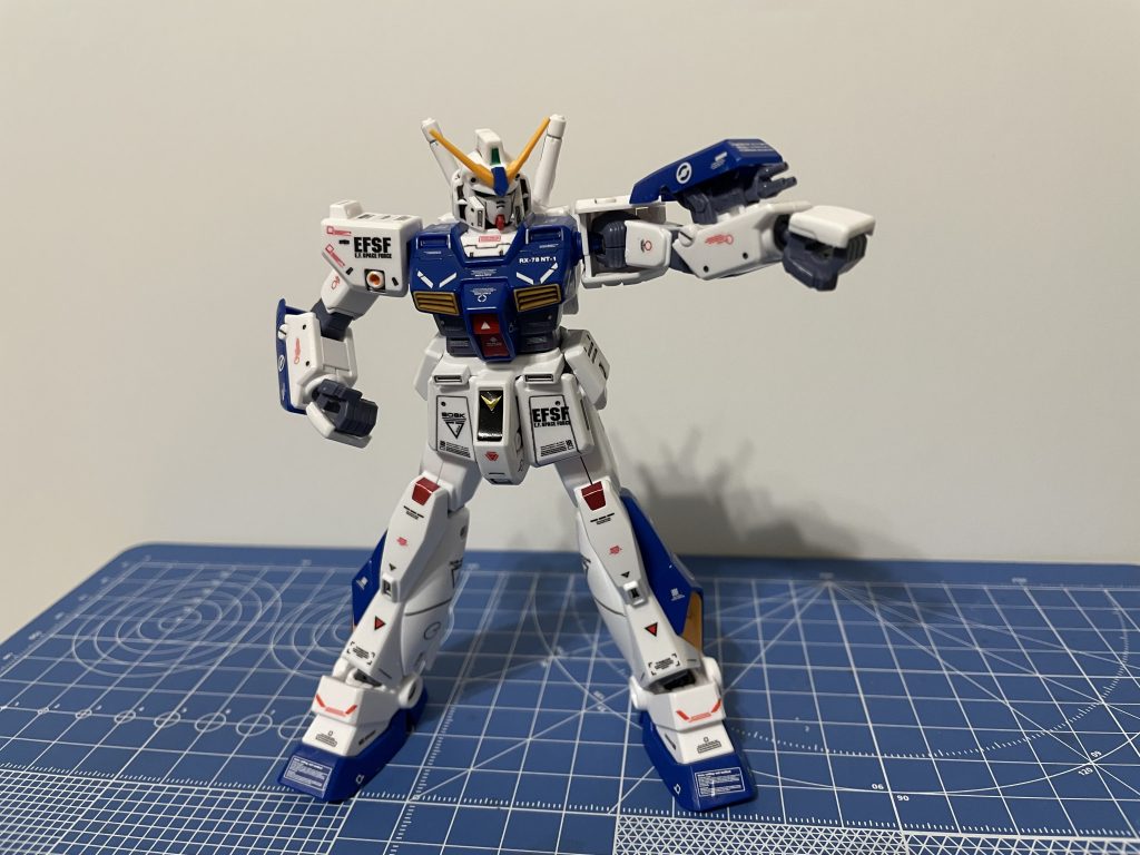 HGUC RX-78 NT-1 ガンダムNT-1(アレックス)–2枚目/制作者：朝倉千代子