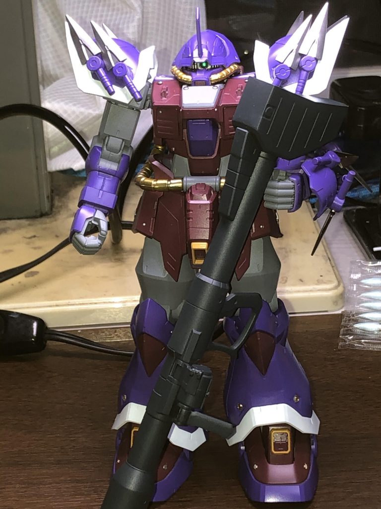 とりあえず磁石でダガー固定してモールド埋めた。