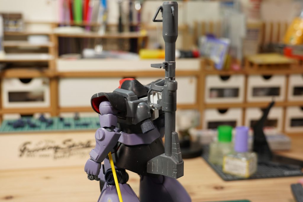 ジャイアントバズはラック側面に。