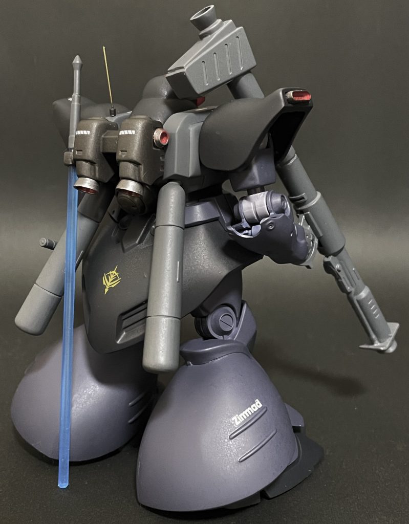 あと0083仕様として、ヒートサーベルをスクラッチ。ラッチ状態でもう発光してるけどご愛嬌でww