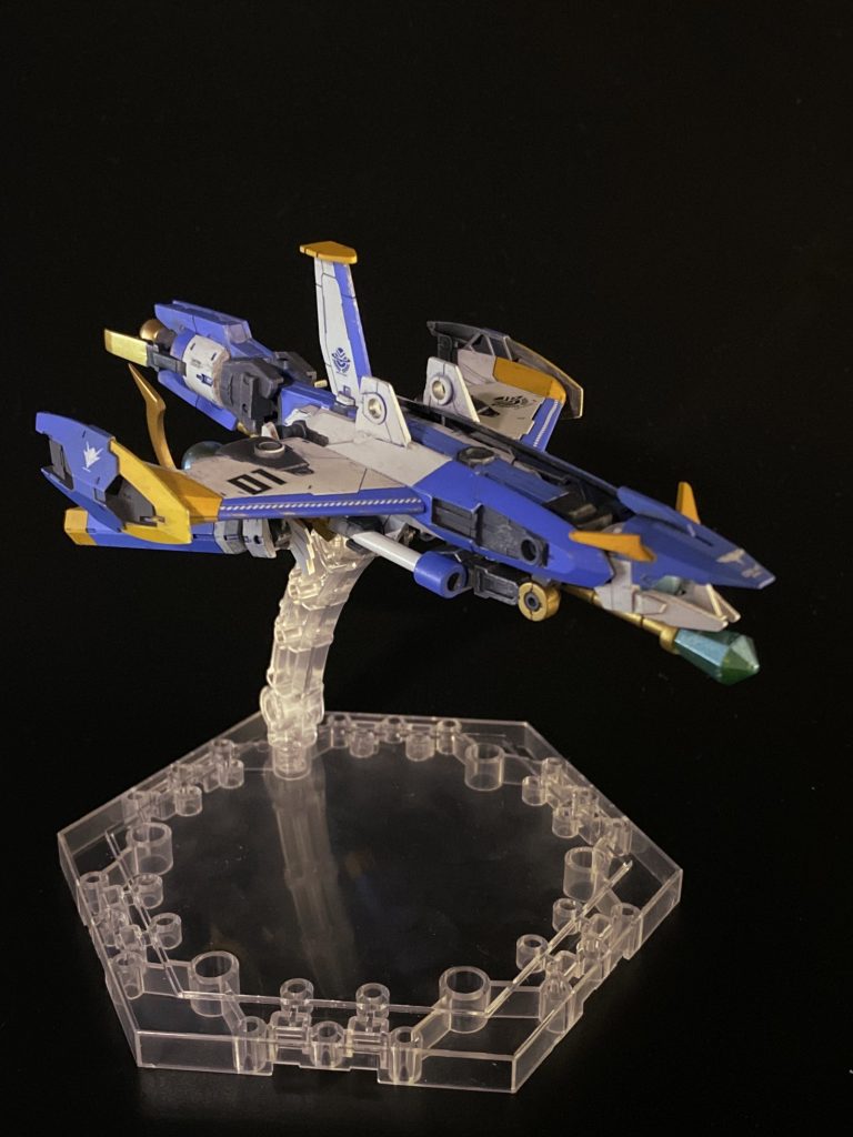 ■BRAINが操作する支援機。SISTERSを強化することができるゾ