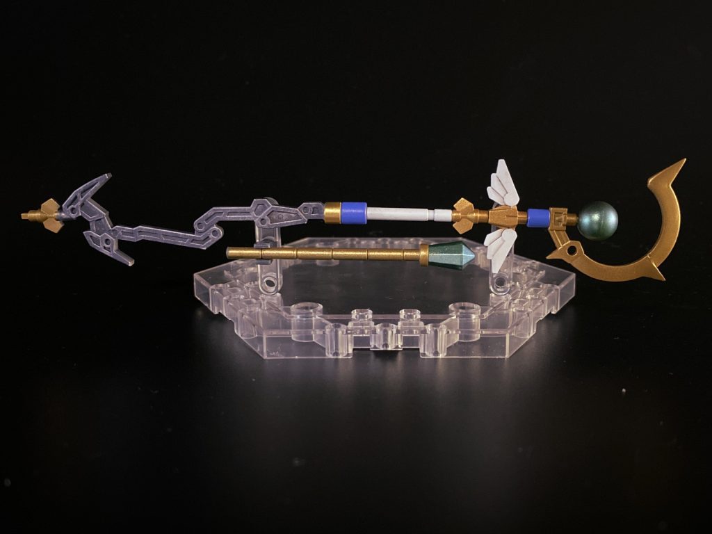 ■大型の杖は攻撃用のオフェンスロッド、小型の杖は防御用のディフェンスステッキ