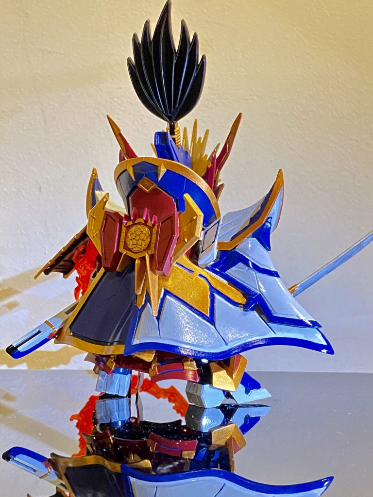 背中は手抜き。マントは、いい感じ^_^