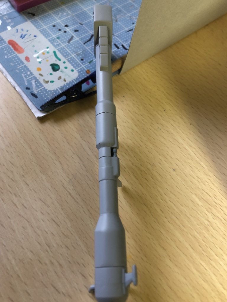 武装の合わせ目消しが1番緊張する