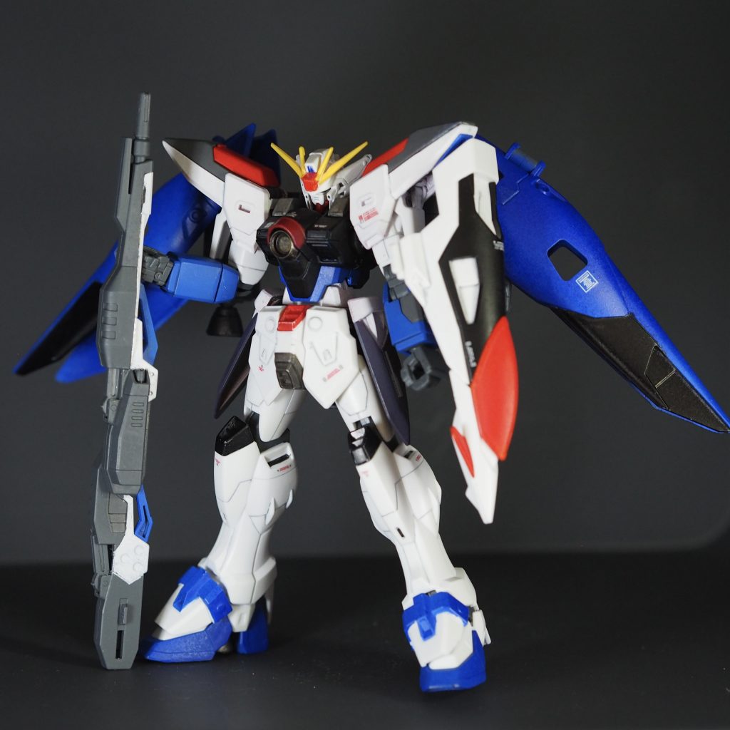 ウィングゼロにフリーダムはカラーは似合ってると思いました。