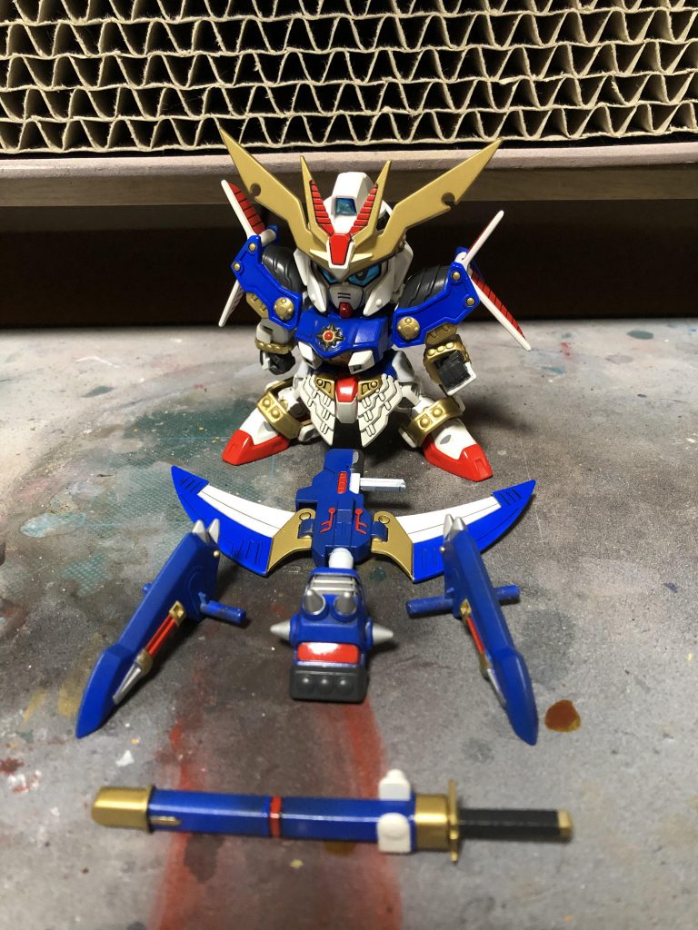 武器並べるの好きマンです