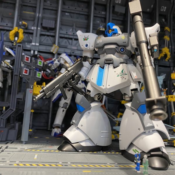 シン·マツナガ専用 リック・ドムII