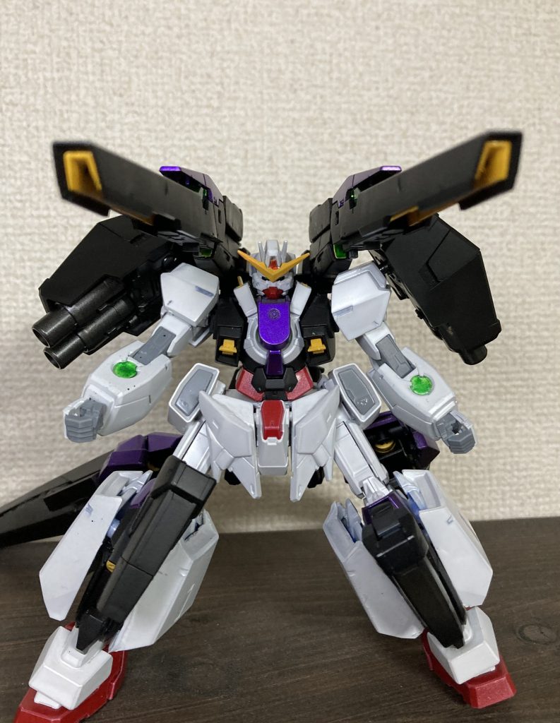 追加兵装GNツインキャノンヴァーチェのGNバズーカを採用したので、セラヴィーのGNバズーカは追加兵装でサテライトキャノンみたいな形で採用