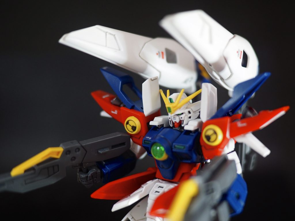 ウィングの取り付けを変更しただけです(^_^;)そのうち、もう1個購入してフリーダムカラーに塗装してみたいと思います。