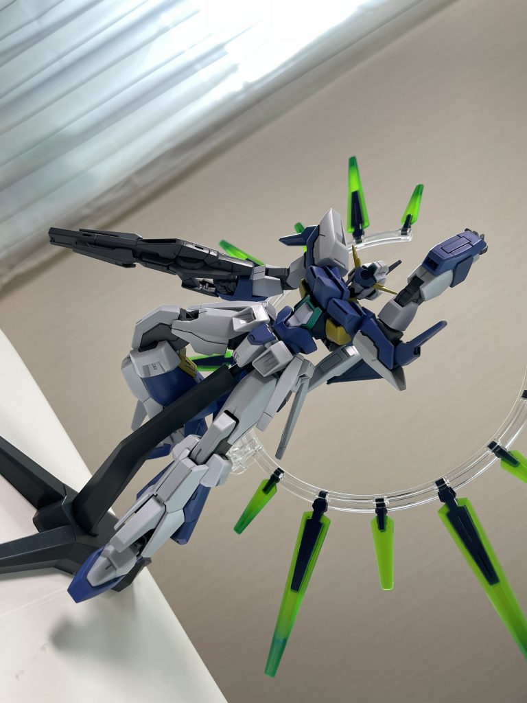 専用スタンドもカッコいいです。