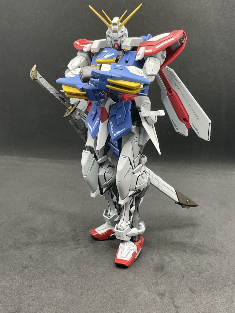 ゴッドガンダムなので腕組みできます。(できてません)